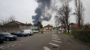 incendieentrepot2